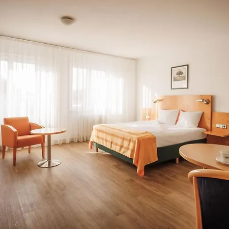 Aparthotel Ariva Boardinghouse Platanenhof 3*