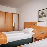 Ariva Boardinghouse Platanenhof