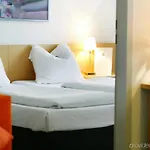 Ariva Boardinghouse Platanenhof 3*