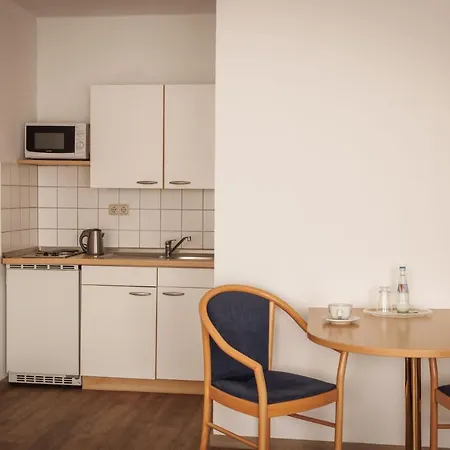 Ariva Boardinghouse Platanenhof MHG
