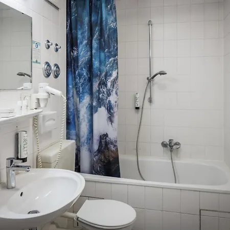 Ariva Boardinghouse Platanenhof Aparthotel 3*