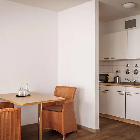 Ariva Boardinghouse Platanenhof