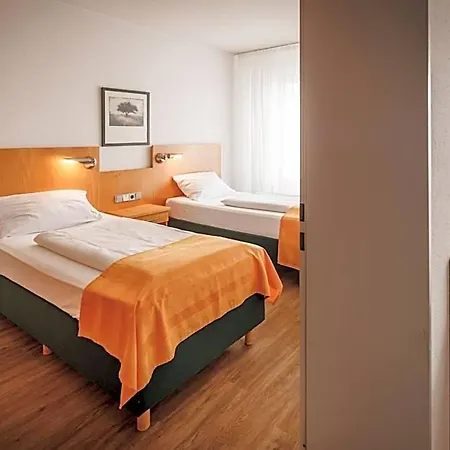 Ariva Boardinghouse Platanenhof 3*