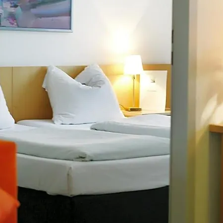 Ariva Boardinghouse Platanenhof 3*