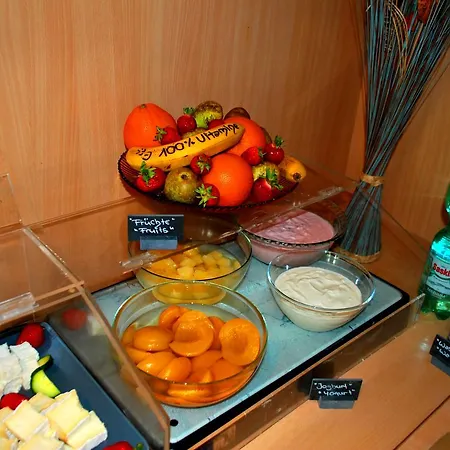 Ariva Boardinghouse Platanenhof 3* MHG