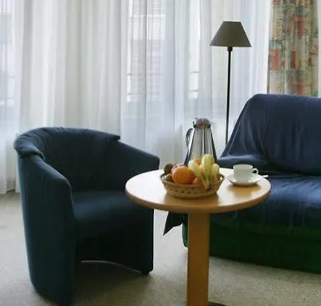 Ariva Boardinghouse Platanenhof 3*