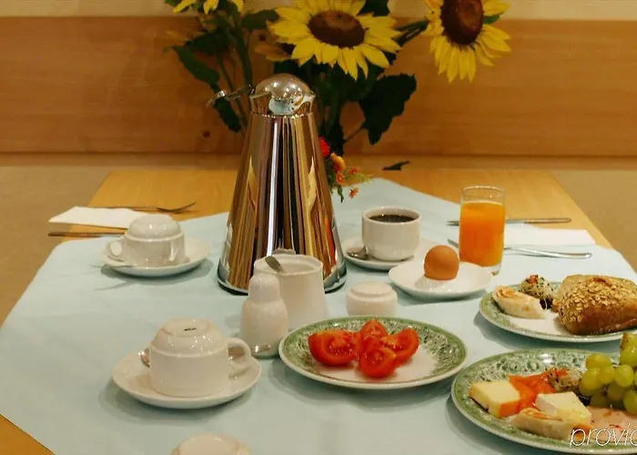 Ariva Boardinghouse Platanenhof Aparthotel 3*